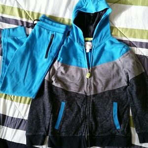 Cat & Jack sweatsuit